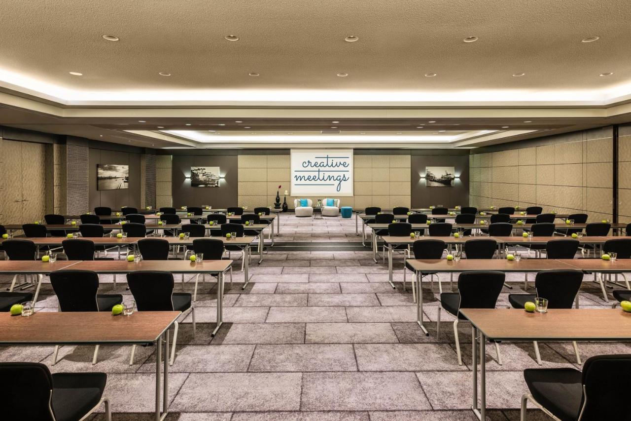 Le Meridien Гамбург Екстер'єр фото Meeting room